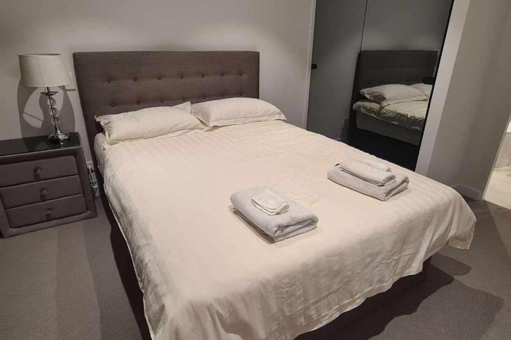 Skyone Lux 2Bed2Bath Aprt In Boxhill And Free Carpark Lejlighed Box Hill Eksteriør billede